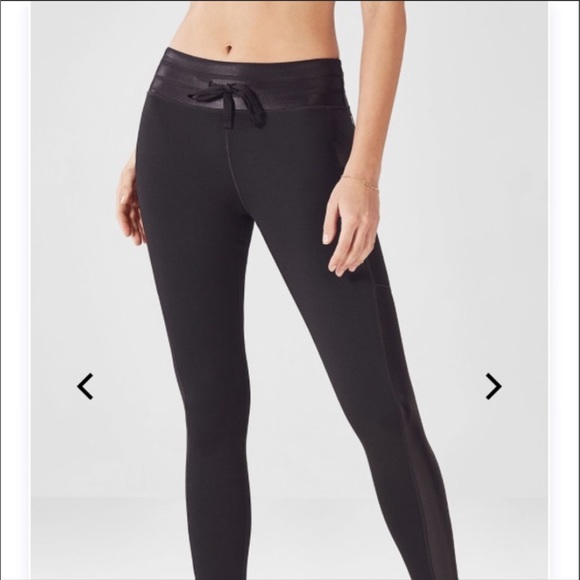 fabletics salar statement powerhold legging